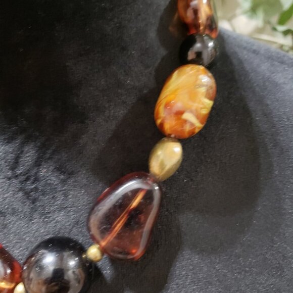 New York Womens Fashion Chunky Faux Baltic Amber Beaded Necklace with Lobster… - Picture 3 of 7